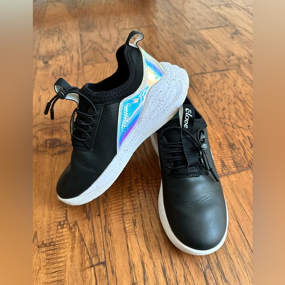 Clove Shoes Clove Women Shoes Limited Edition 222 Black Holographic